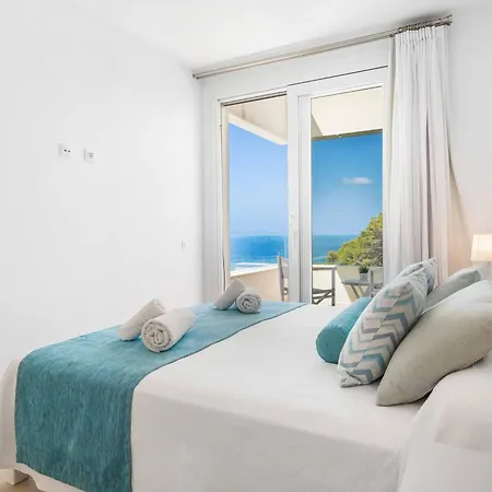 Agueda Menorca * Cala Galdana (Menorca)