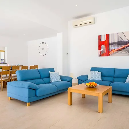 Agueda Menorca * Cala Galdana (Menorca)