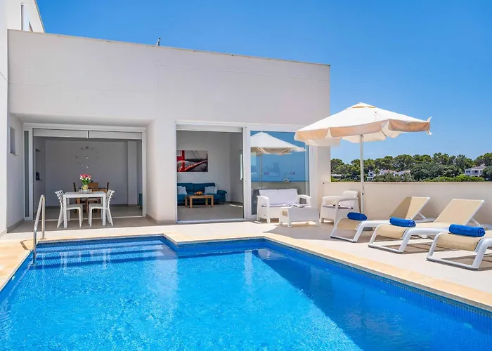 Agueda Menorca * Cala Galdana (Menorca)